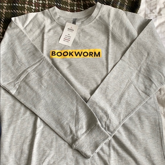 Light Weight Sweater - Picture 2 of 2